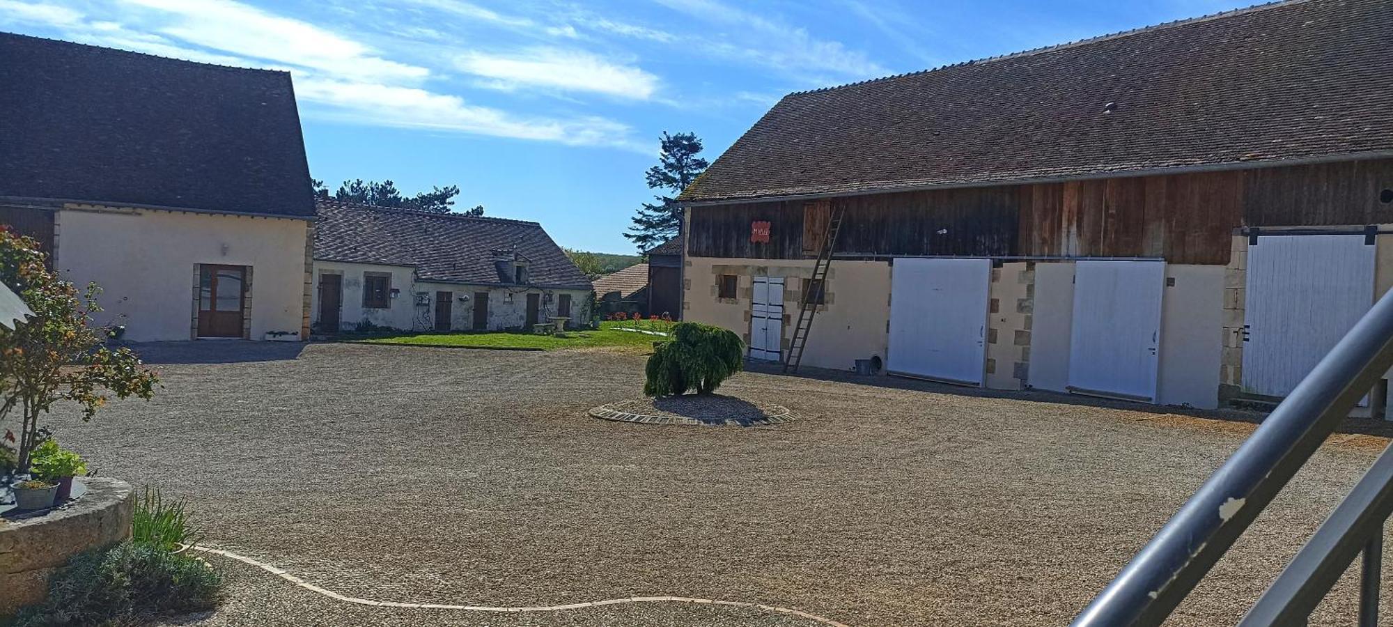 Le Domaine Du Chateau Varennes-les-Narcy Exterior photo