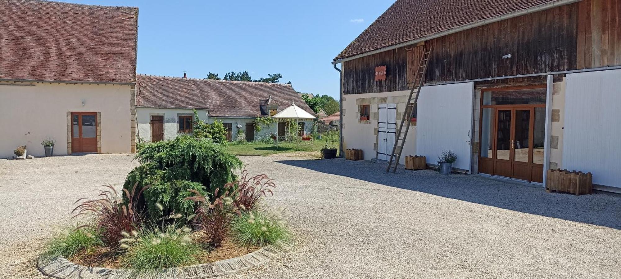 Le Domaine Du Chateau Varennes-les-Narcy Exterior photo